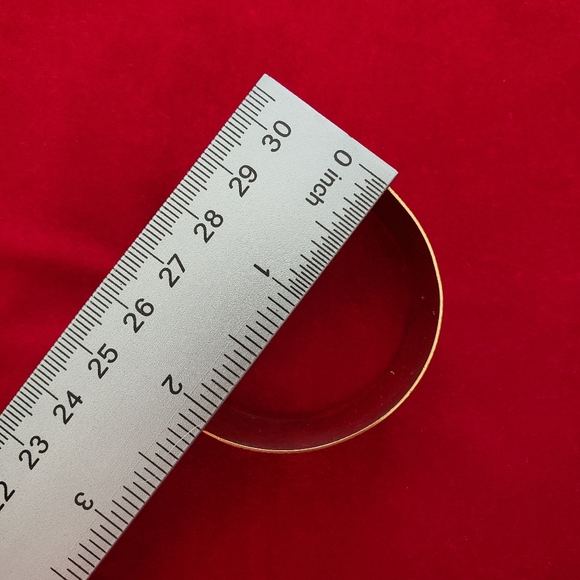 Vintage gold tone cuff Bracelet - Picture 8 of 8